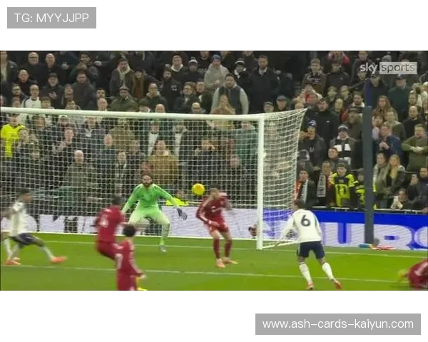 热刺前场连线衔接迅速，理查利森包抄射门击中门柱——瞬间背后的战术与情感共振